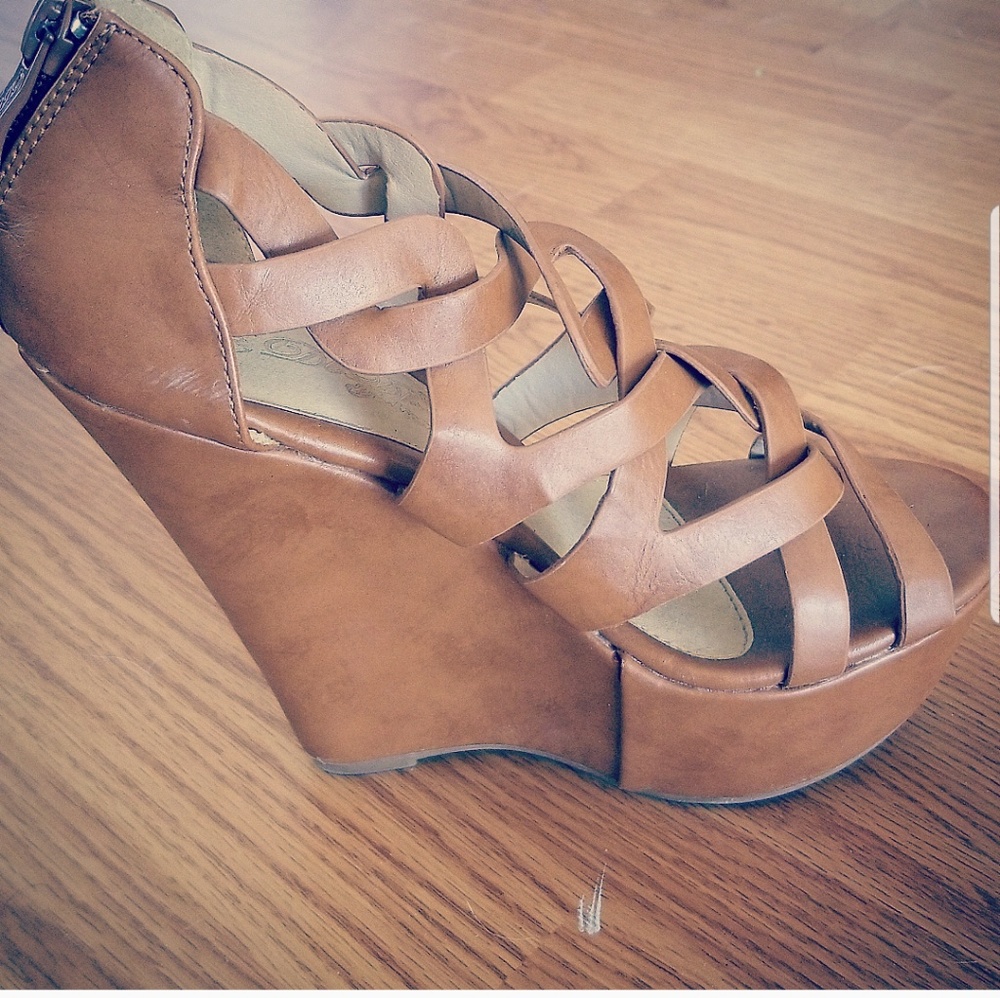 Brown Wedges